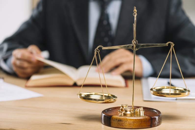 Precisa de ajuda para a legalização da sua empresa-01 Precisa de ajuda para a legalização da sua empresa